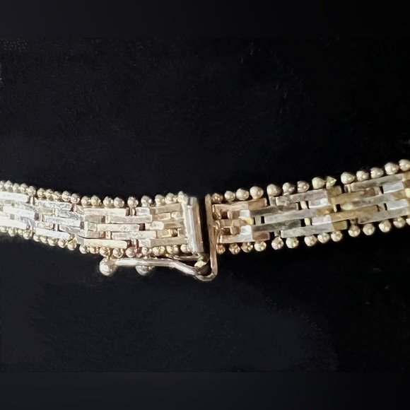 Vtg 925 Sterling Riccio Diamond Cut Woven V-Shaped Design Necklace - Picture 5 of 7